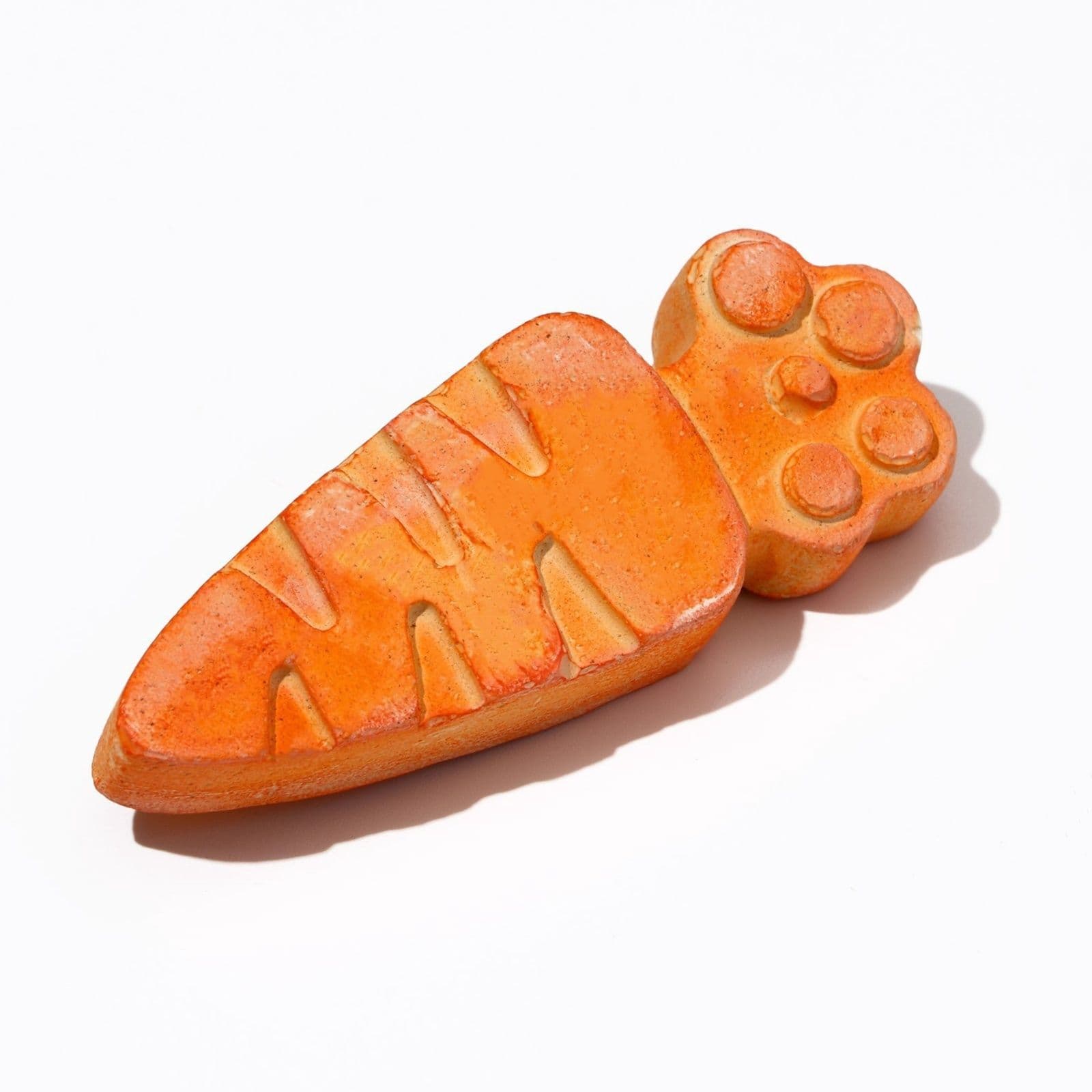 Минеральный камень для грызунов, форма морковка, 35 г.